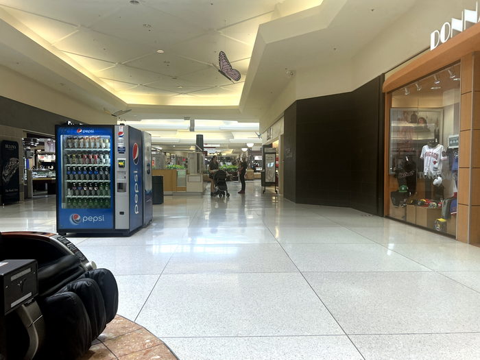 Oakland Mall - July 23 2022 (newer photo)